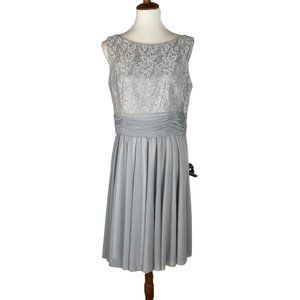 JH Evenings Formal Dress womens size 16 NWT